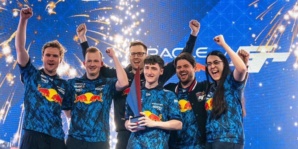 La Red Bull Racing ha conquistato anche il mondo del sim racing, vincendo il titolo Costruttori nella F1 Esports Series 2025